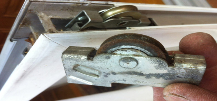 screen door roller repair in Jamul